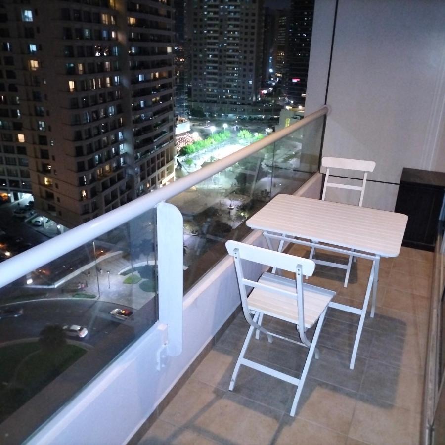 Amazing Apartment 2 Bed Rooms In Tecom 6 Pax Dubai Buitenkant foto